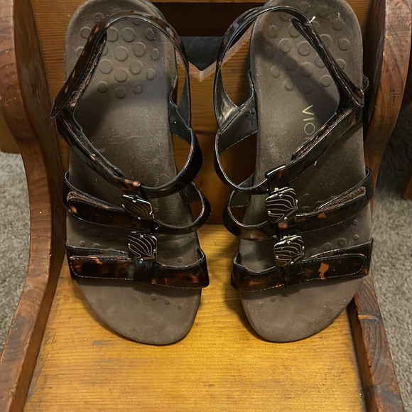 Vionic size 9 amber tortoise shell dark brown orthaheel woman’s strappy sandals - Picture 6 of 7